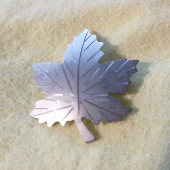 Vintage Bond Boyd Sterling Silver Maple Leaf Brooch Pin Canada - Picture 5 of 6